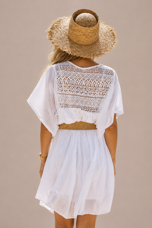 ALBA | VESTIDO BLANCO DE ALGODÓN CON ESCOTE DE ENCAJE