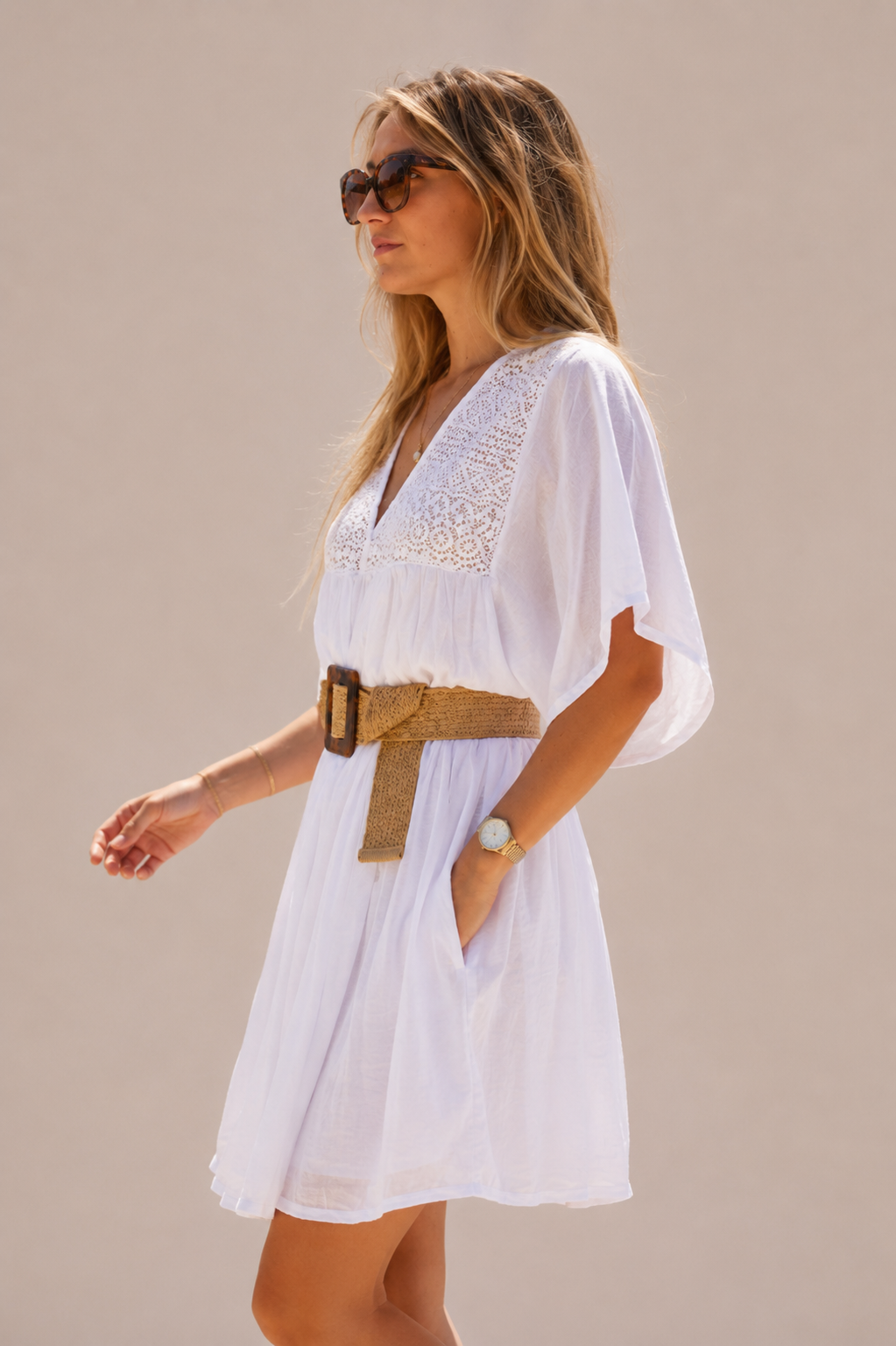 ALBA | VESTIDO BLANCO DE ALGODÓN CON ESCOTE DE ENCAJE