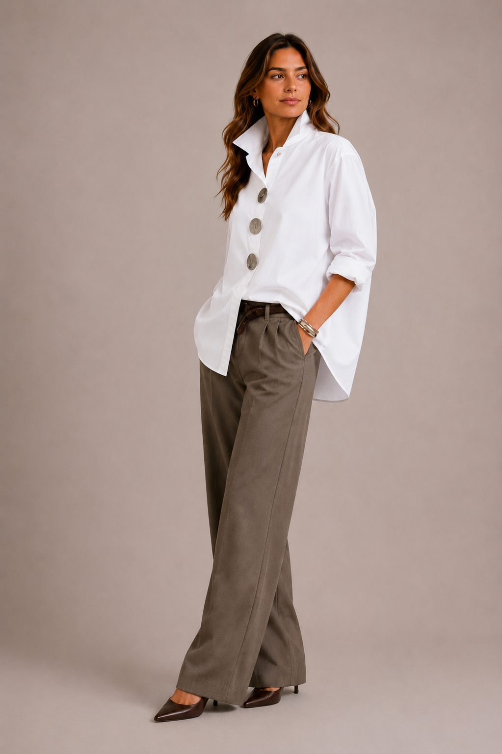 GRACIA | BLUSA DE ENTRETIEMPO CON ACABADOS REFINADOS