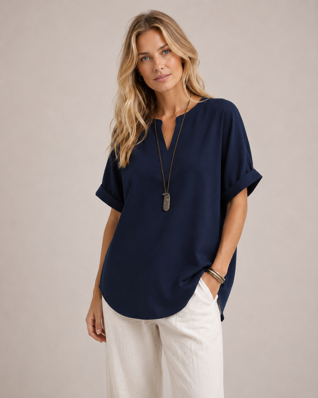 DANIELA | BLUSA LIGERA CON ESCOTE EN V