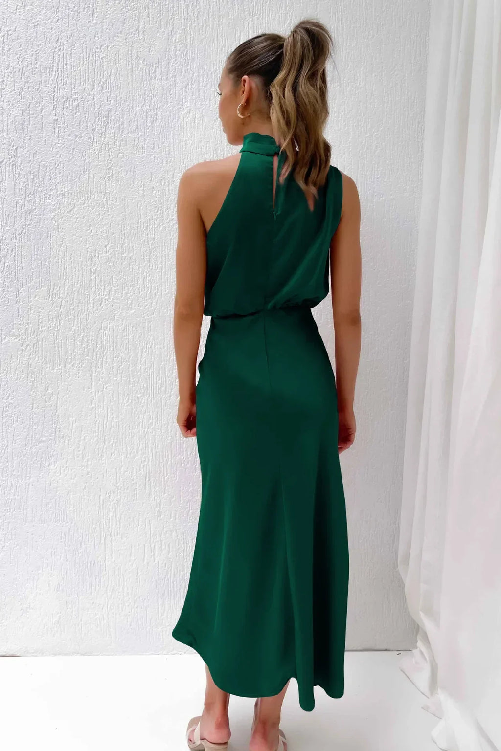 VALERIA | Vestido satinado elegante
