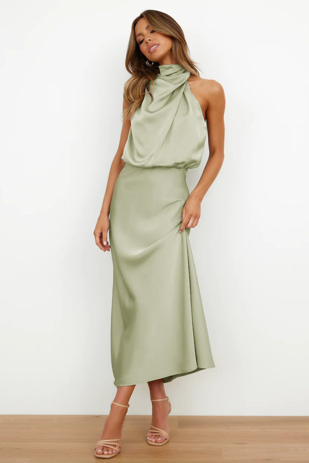 VALERIA | Vestido satinado elegante