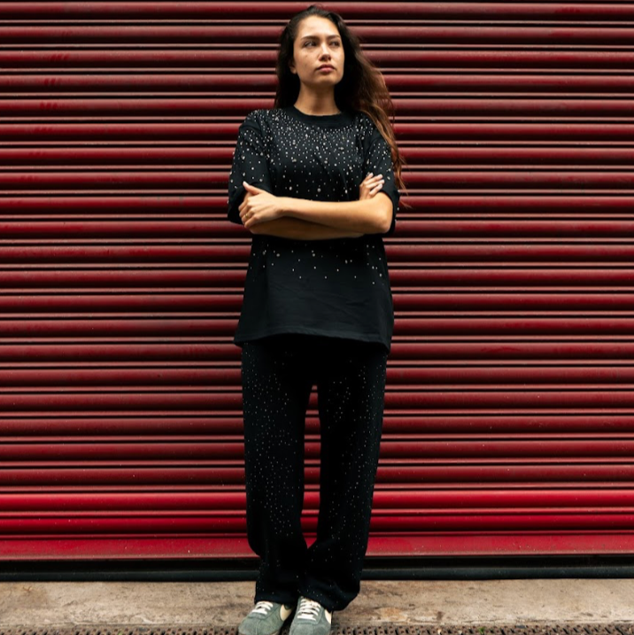 VM | PANTALONES UNISEX CON PEDRERIAS