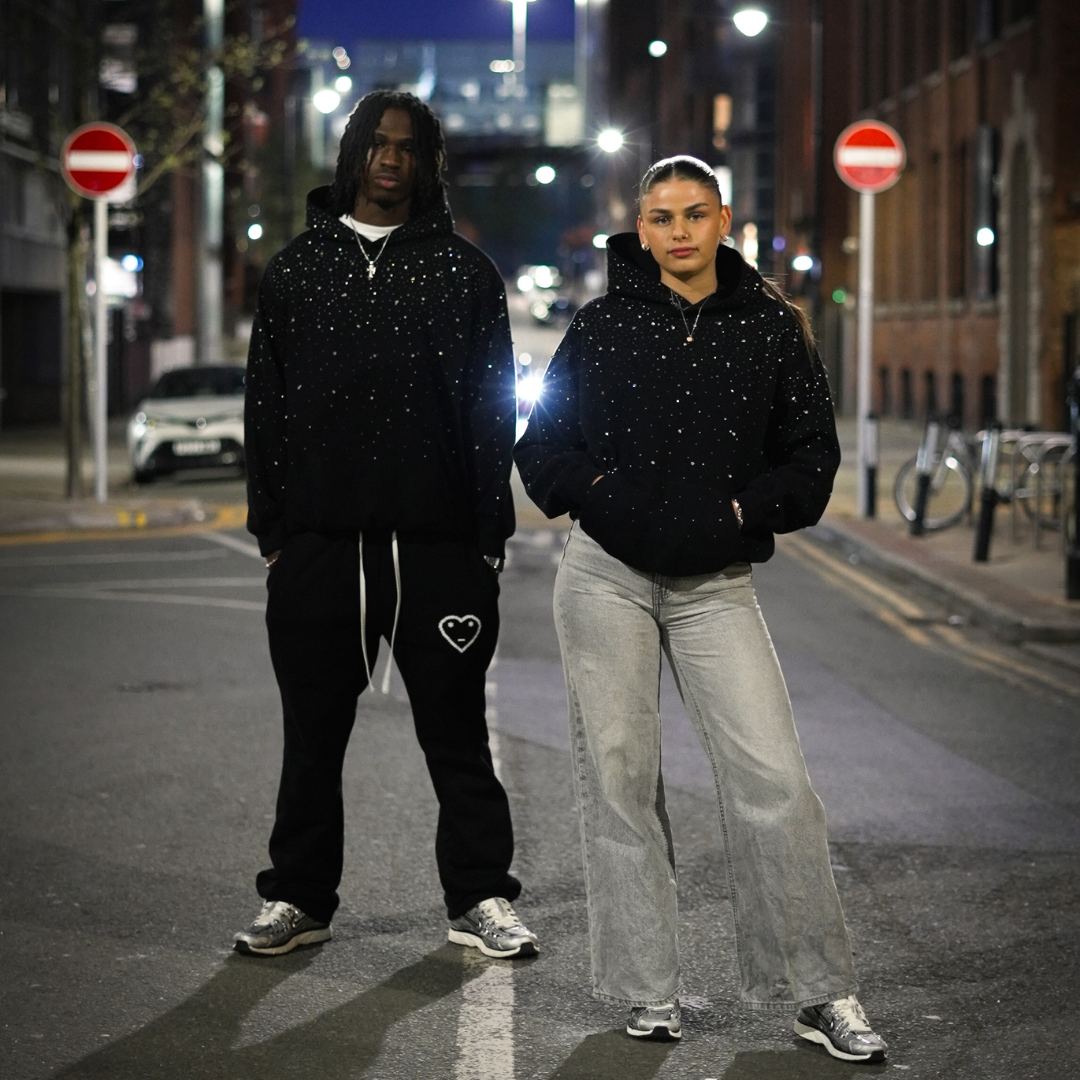 VM | SUDADERA GALAXY CON PEDRERIA