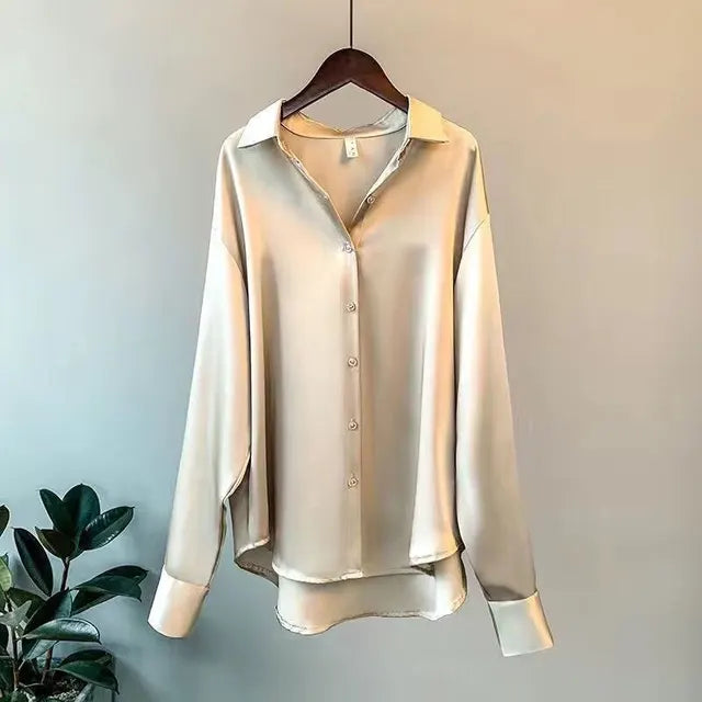 CAMILLA | Blusa satinada elegante